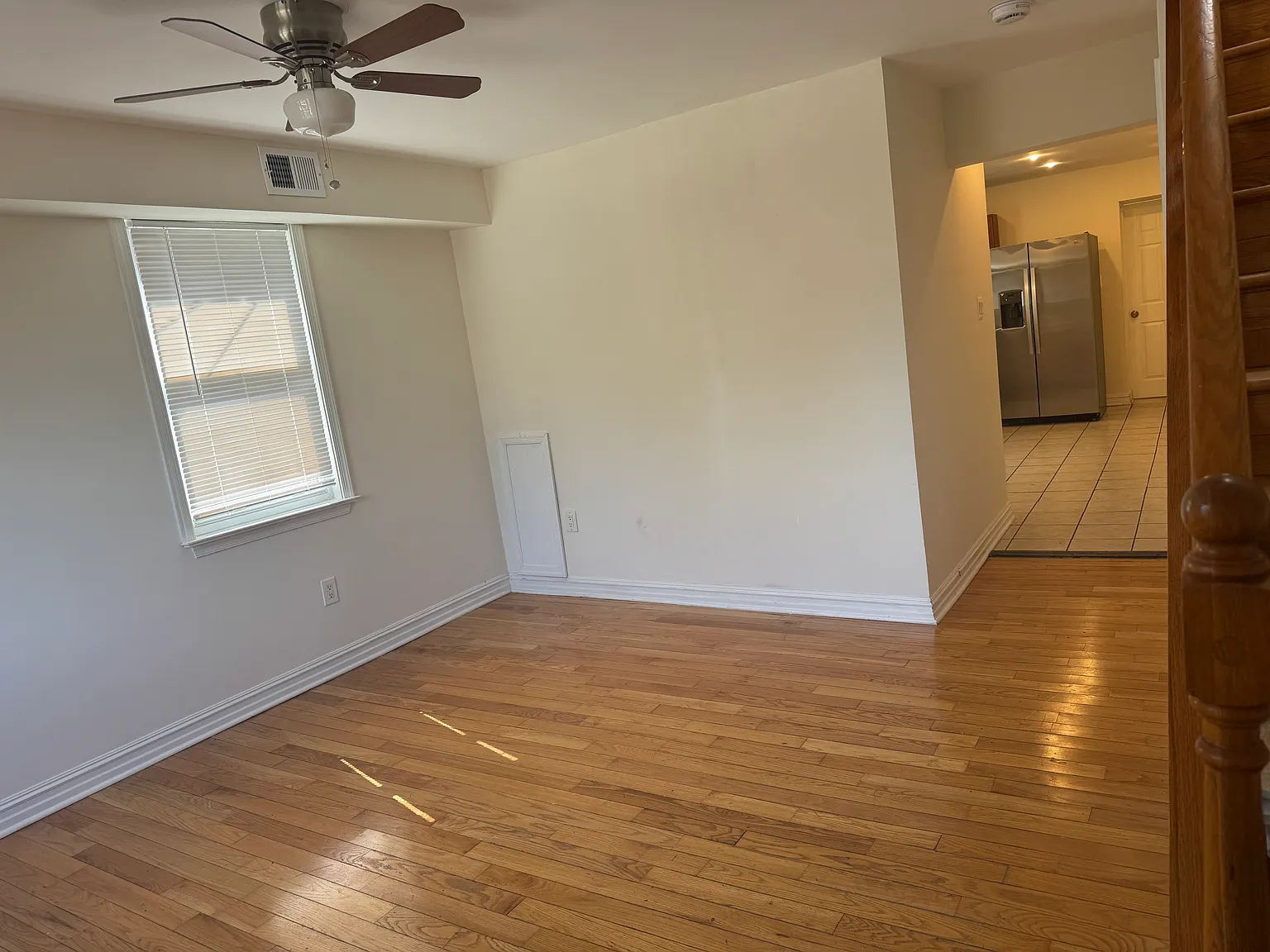 4 bed, 1843 sqft, $4,450 — Photo 2