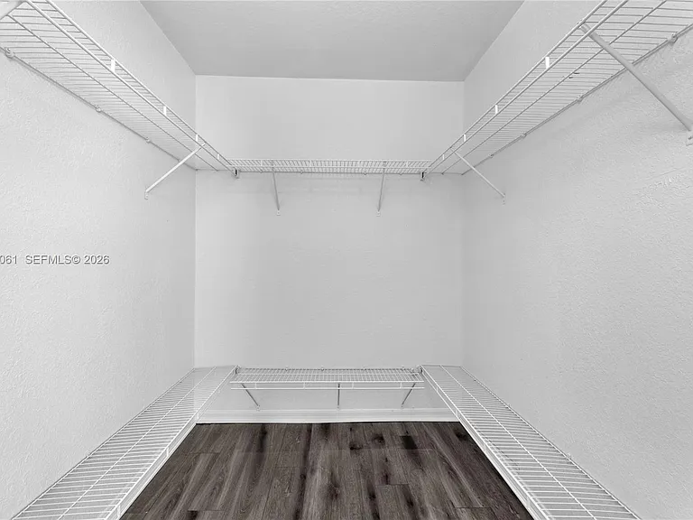 1541 NW 1st Ct — Photo 12
