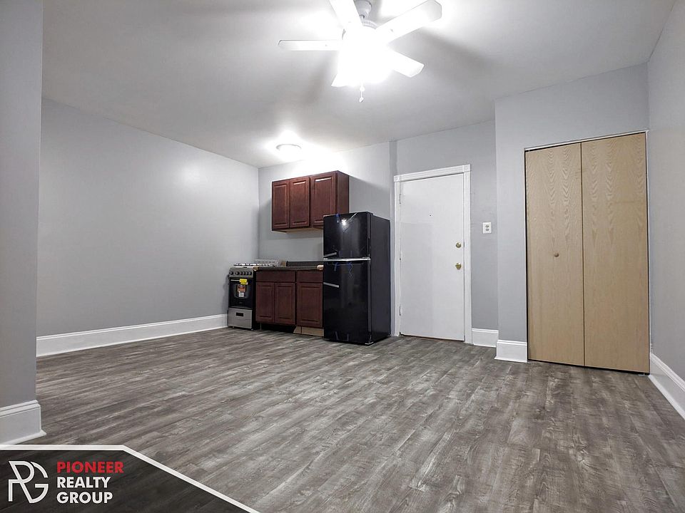 1st image of 4734 N Beacon St #1E