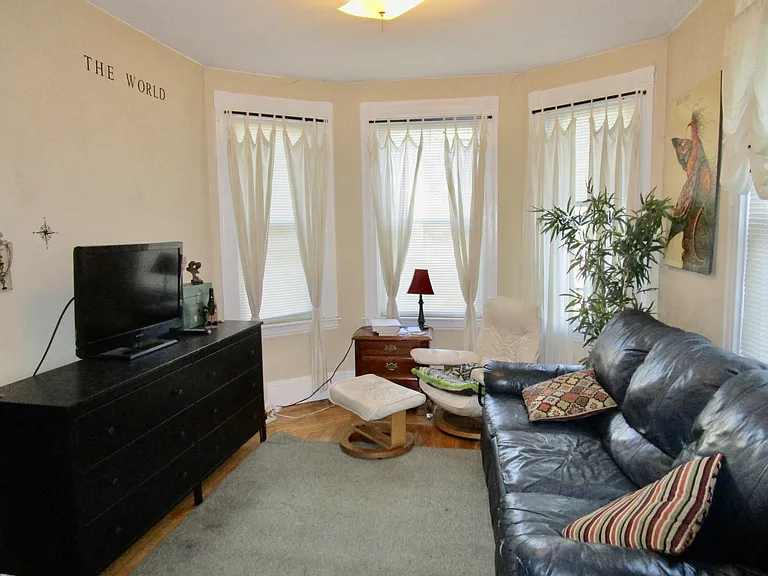 22 John St #1 — Photo 1