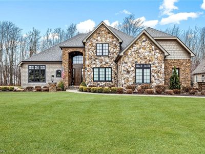 2844 Waterfall Way, Westlake, OH, 44145
