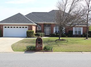 104 Blackberry Ln, Warner Robins, GA 31093