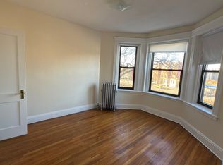 1154 Commonwealth Ave #18D, Allston, MA 02134