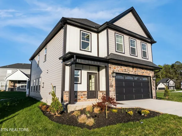 208 Pistol Creek Trl, Maryville, TN 37803