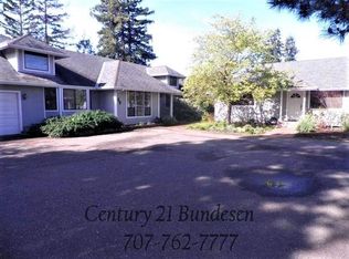 26 8th St, Petaluma, CA 94952
