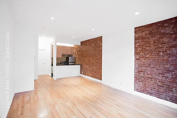 Rented by J. Lemle Real Estate | media 8