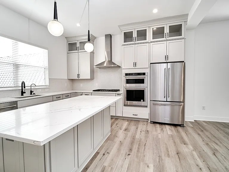 519 Fulton St — Photo 19