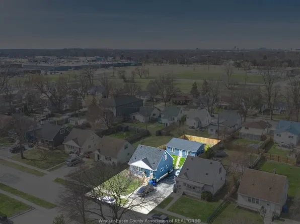 1167 Askin Ave, Windsor, ON N9B 2X9