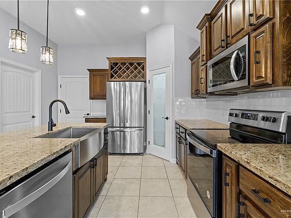 4th image of 2108 N 27th St