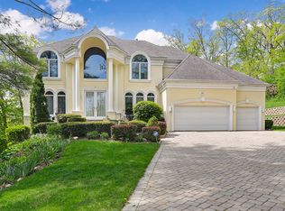 181 Ashton Dr, Burr Ridge, IL 60527