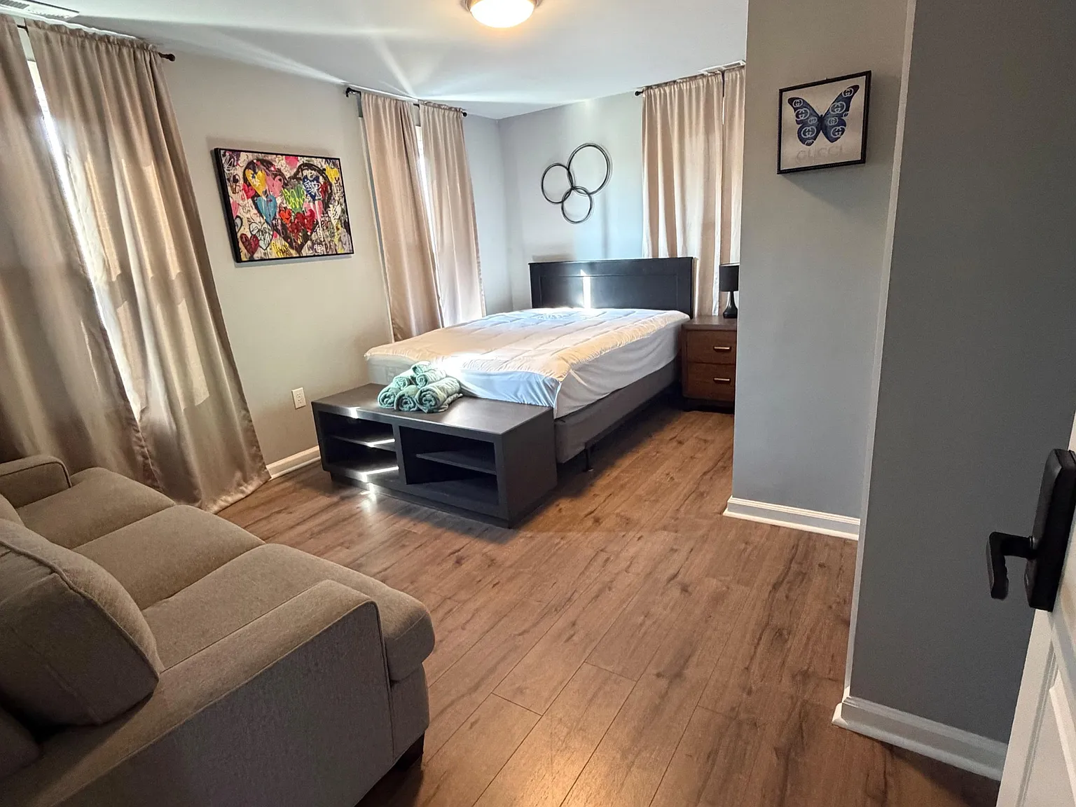 4 bed, 2.0 bath, 2000 sqft, $936 — Photo 4