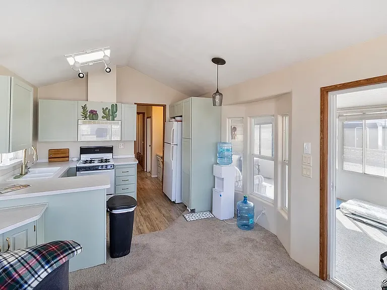 12625 E 46th St — Photo 23