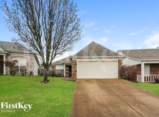 10148 Cross Valley Dr, Cordova, TN 38018