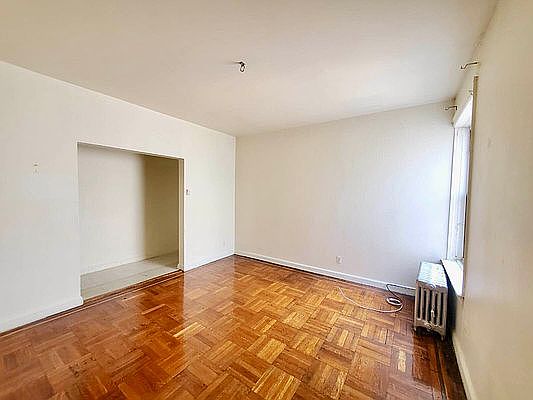 1st image of 225 Parkside Ave #68