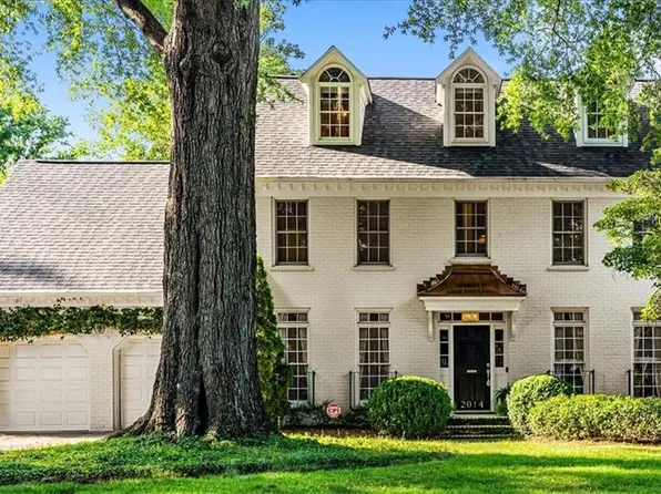 2014 Roanoke Dr, Greensboro, NC 27408