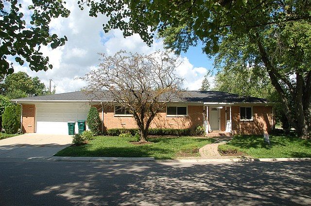 1st image of 3301 Wilmette Ave