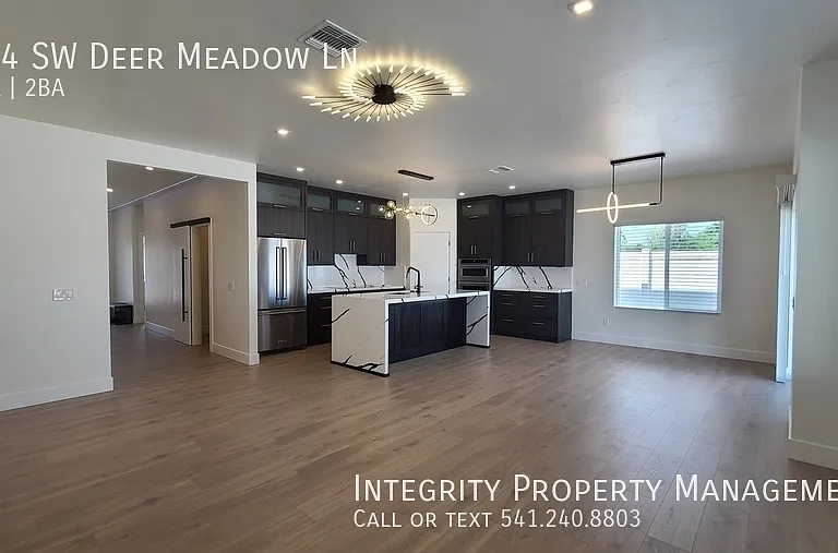 224 SW Deer Meadow Ln — Photo 9