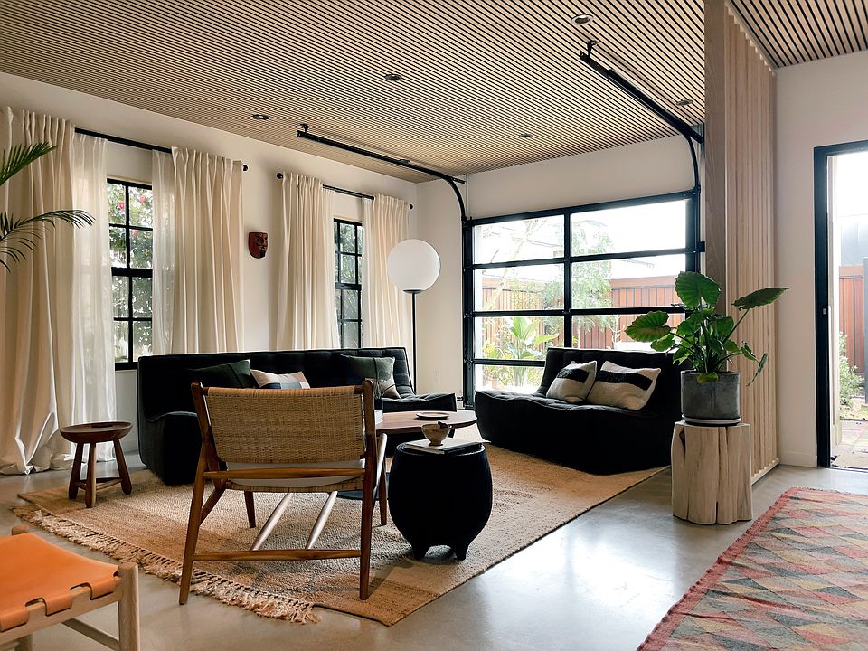 Living room.