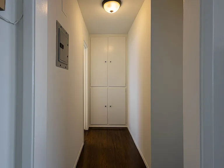 Berkeley 1230 — Photo 11