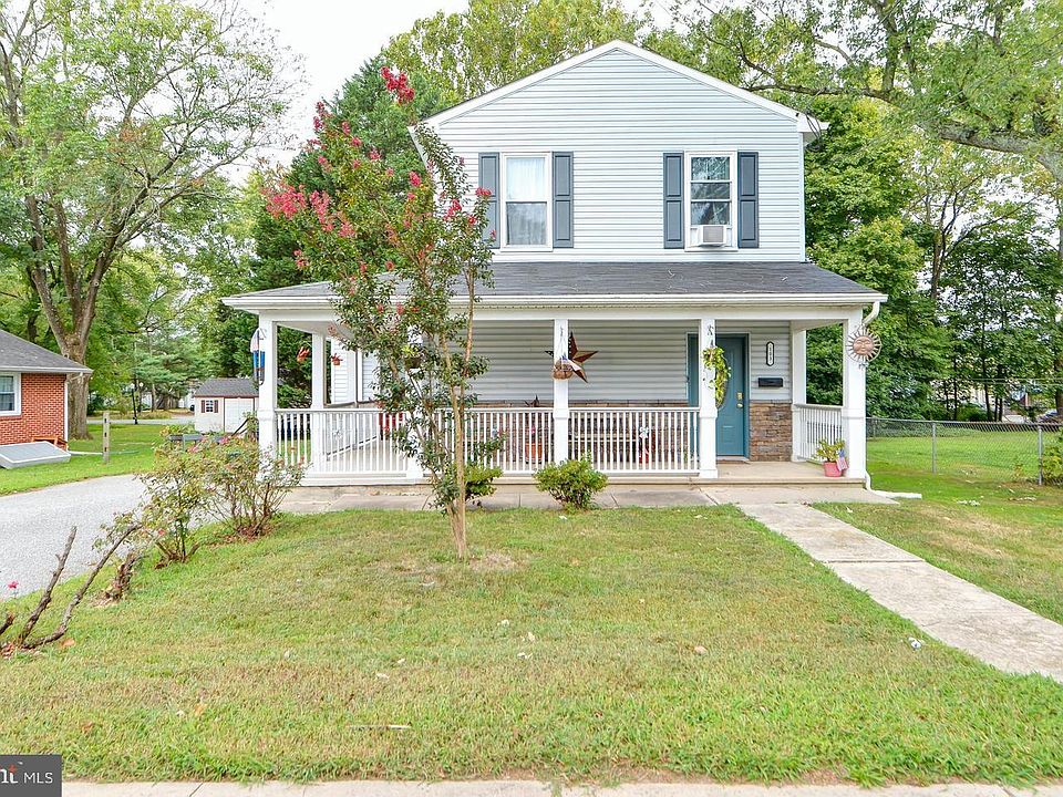 1st image of 103 S Mauldin Ave