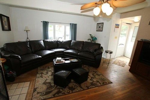 4th image of 61 E Lincoln Ave