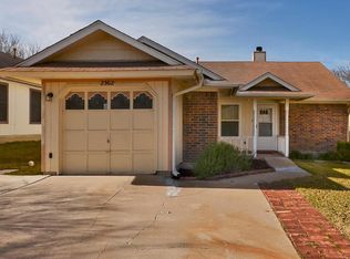 2302 Stirrup Dr, Round Rock, TX 78681