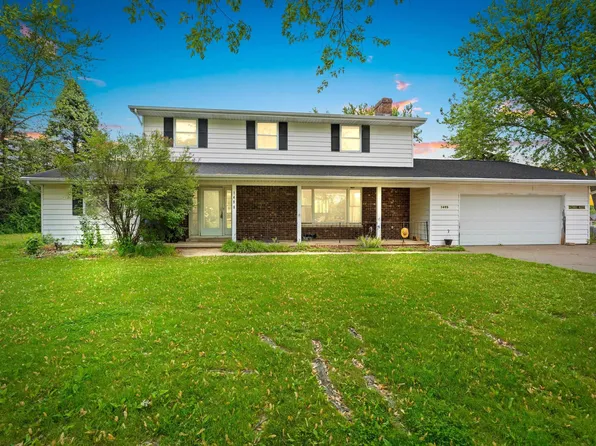 1490 Fernando Dr, De Pere, WI 54115