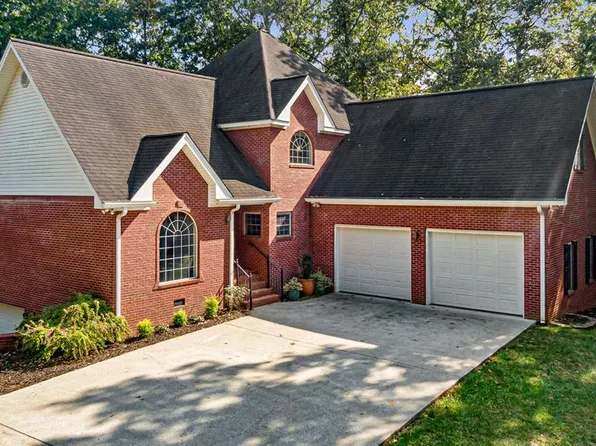 65 Toccoa River Frst, Mineral Bluff, GA 30559