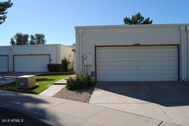 1st image of 2537 W Pershing Ave #4