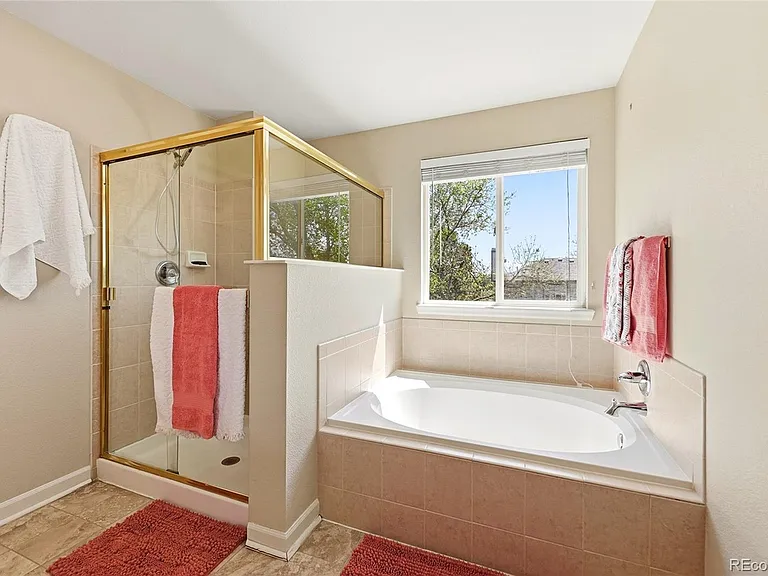5504 E Burlington Dr — Photo 24