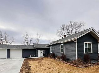 62721 730th Rd, Johnson, NE 68378