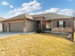 22905 E 42nd Street Ct, Blue Springs, MO 64015