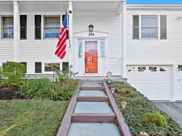 326 Stonebridge Lane #326, Trumbull, CT 06611