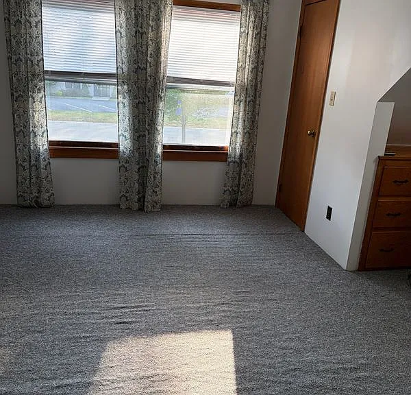 10 Short Dr — Photo 1