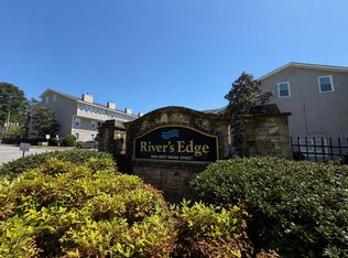 2505 W Broad St APT 611, Athens, GA 30606