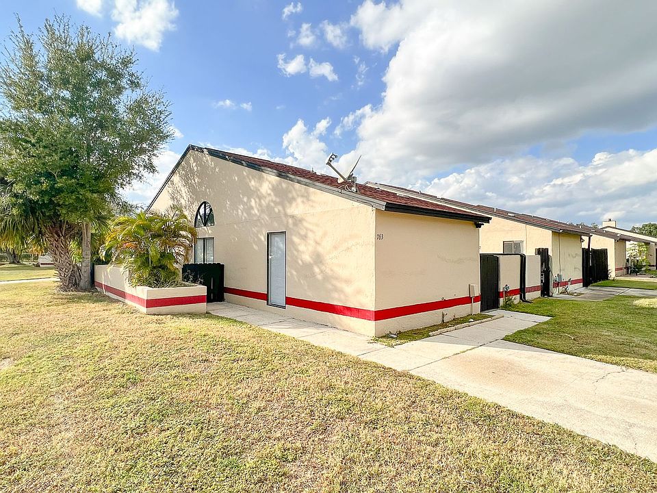 1st image of 763 Golden Sunshine Cir