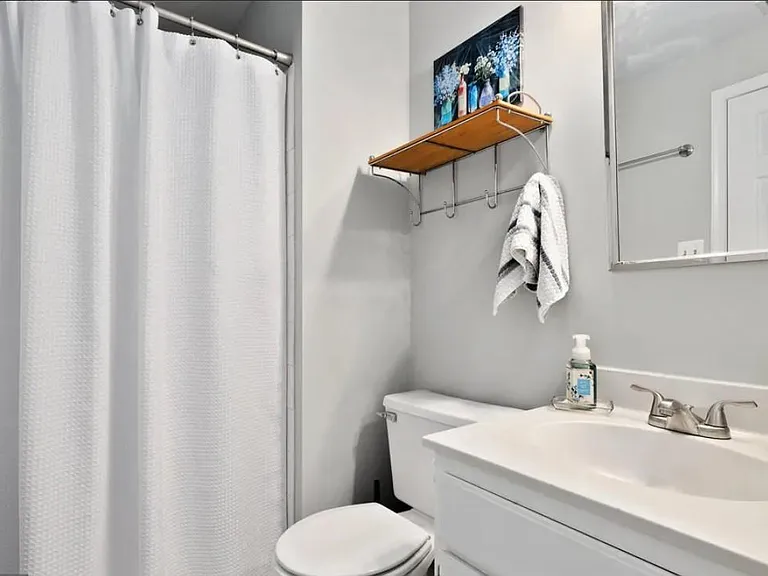 813 Jubal Way — Photo 20