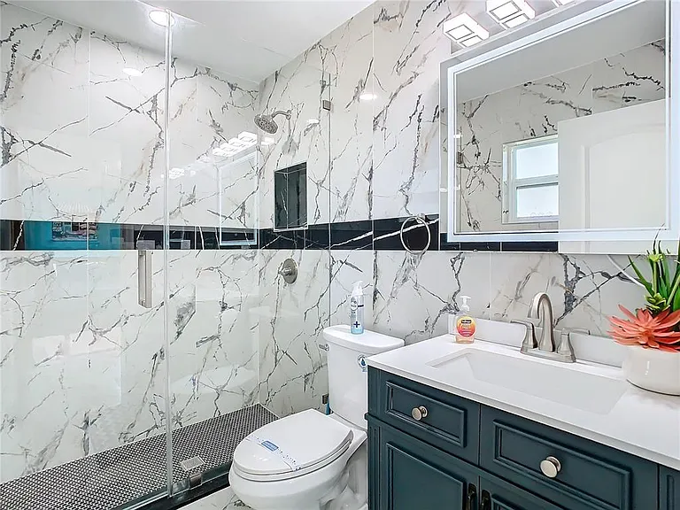 10704 Donbrese Ave — Photo 20