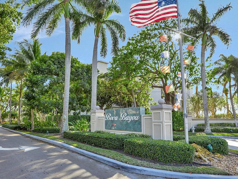 4 Royal Palm Way #6020 — Photo 32