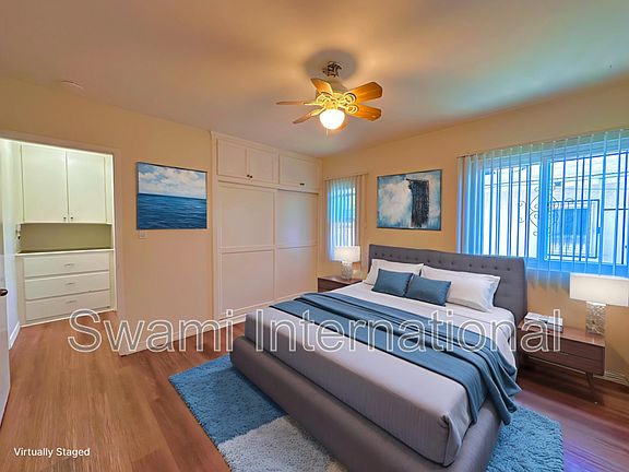3rd image of 1035 W 102nd St APT 3