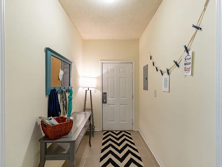 Cape Trails Apartments — Photo 33