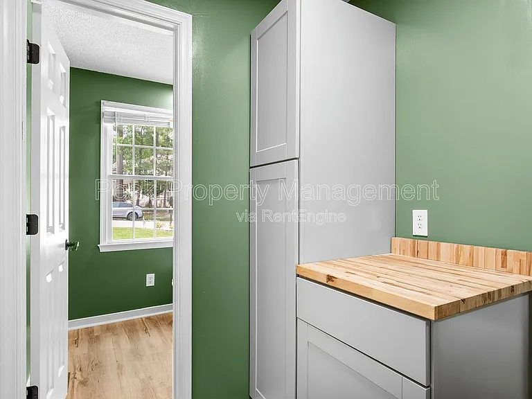5824 Silver Fox Ln — Photo 18