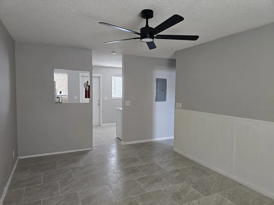 655 Silver Beach Rd #2