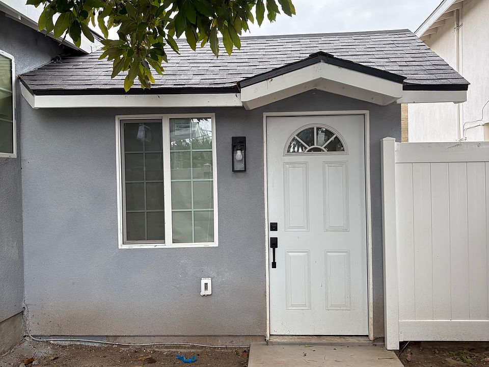 1st image of 506 W Hillcrest Blvd #2
