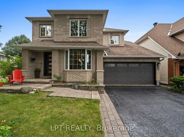 15 Spalding Ave, Ottawa, ON K2K 3B2