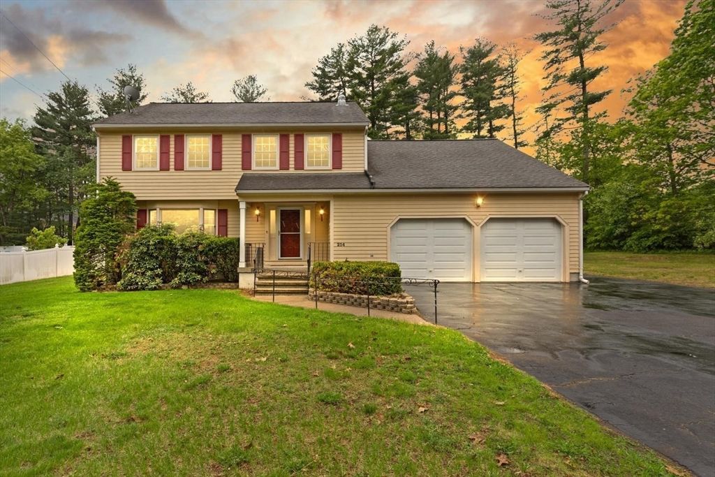 214 McCarthy Way, Tewksbury, MA, Tewksbury