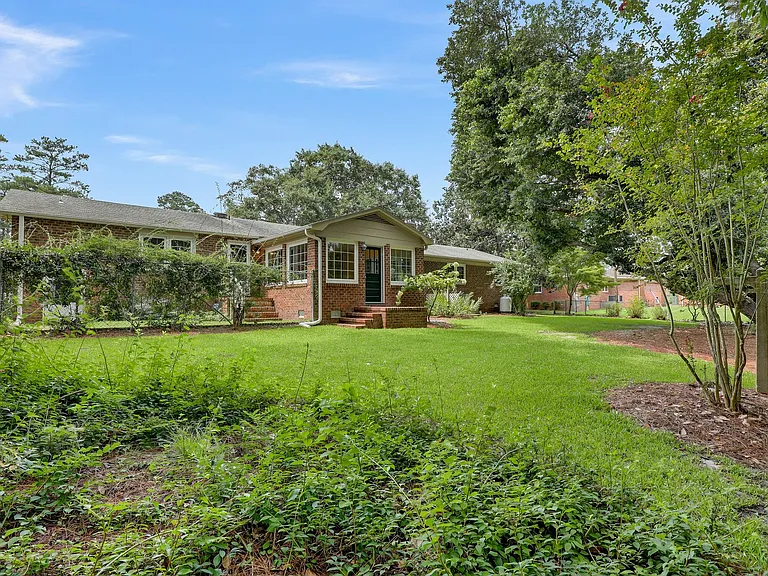 700 Clyde Dr — Photo 34
