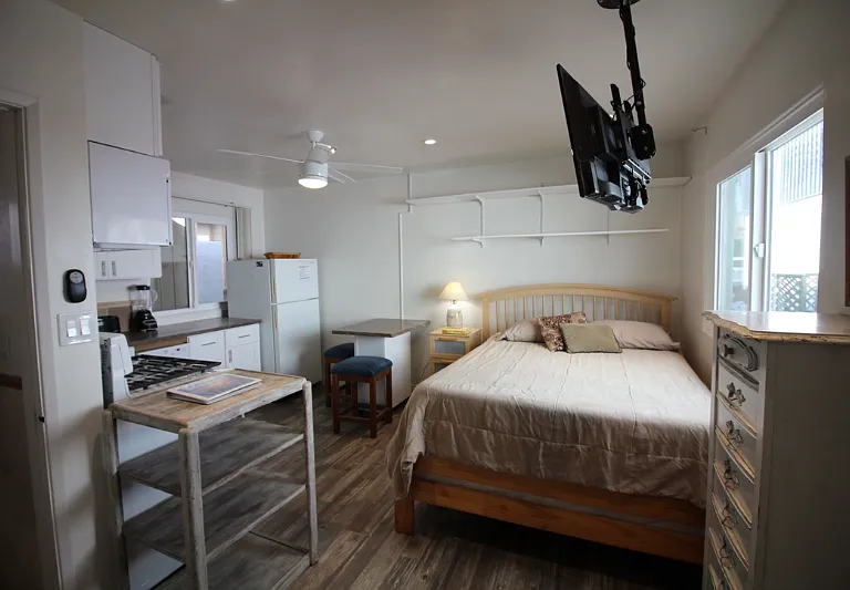 745 San Fernando Pl #1/2 — Photo 1