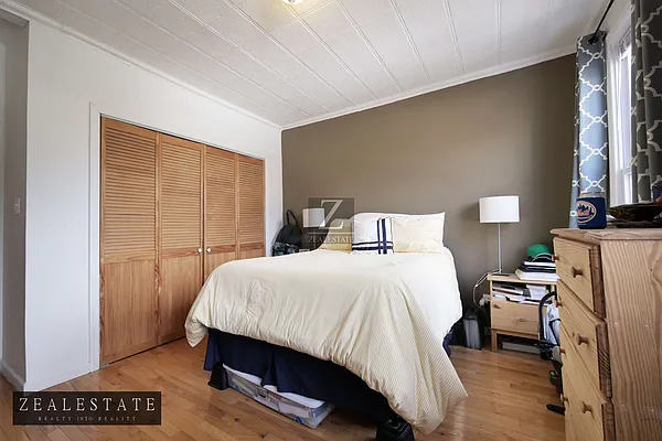 Rented by ZealEstate Group Inc | media 21