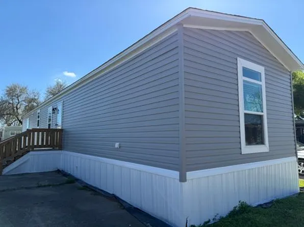 1818 Main St #43, La Marque, TX 77568